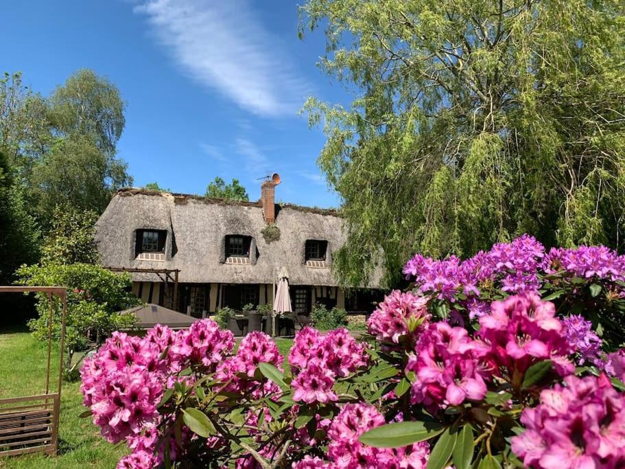 Chaumiere Familiale Weekend & Vacances Paisible Saint-Philbert-sur-Risle Exterior photo